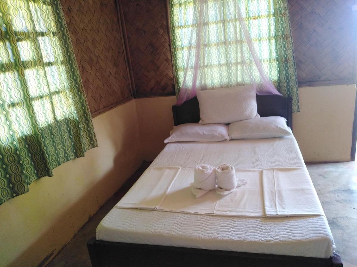 Why Not Restobar Cottages Sabang  Buitenkant foto