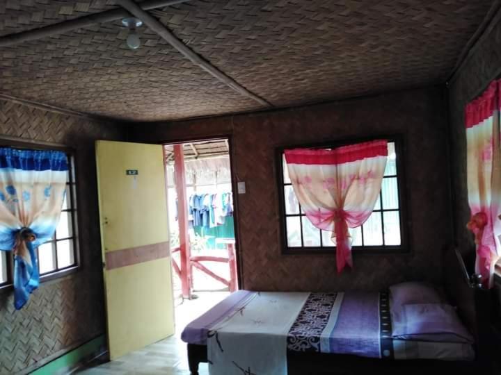 Why Not Restobar Cottages Sabang  Buitenkant foto